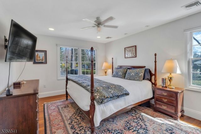 71 New St, Allendale Boro, NJ 07401