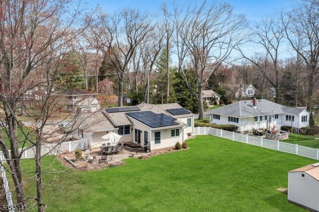 71 New St, Allendale Boro, NJ 07401