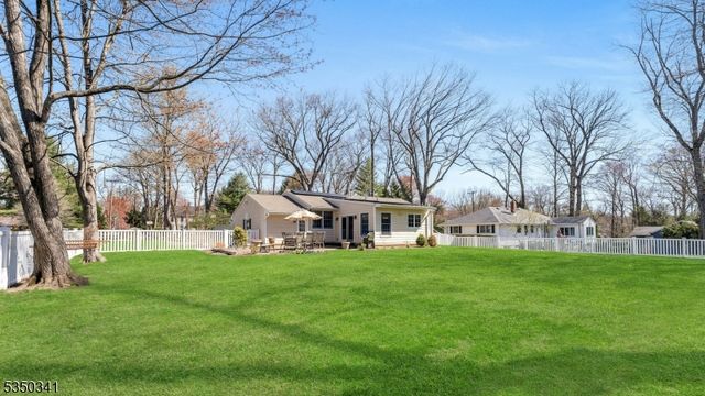 71 New St, Allendale Boro, NJ 07401