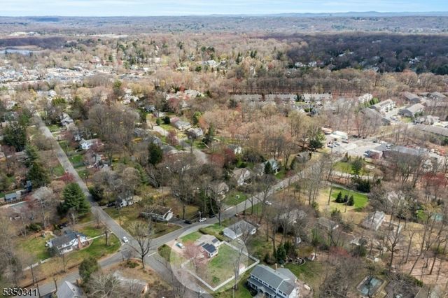 71 New St, Allendale Boro, NJ 07401