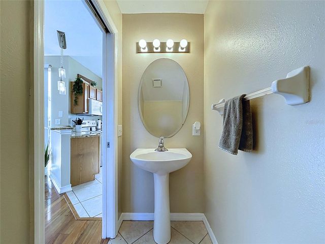 12207 COUNTRY WHITE CIRCLE, Tampa, FL 33635