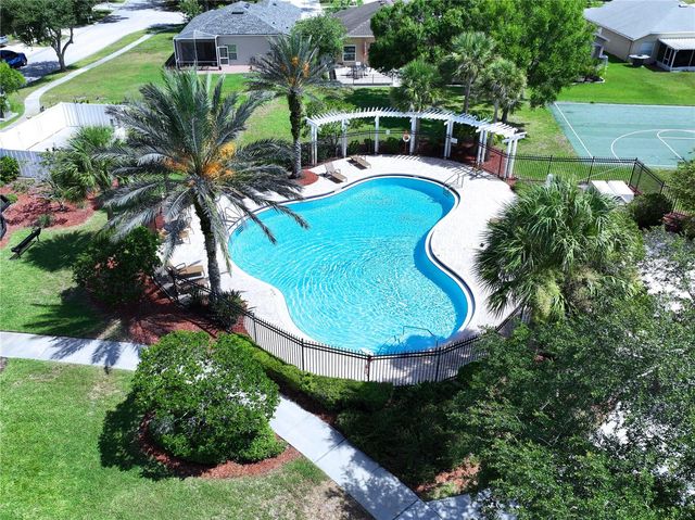 12207 COUNTRY WHITE CIRCLE, Tampa, FL 33635