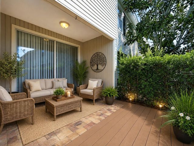 12207 COUNTRY WHITE CIRCLE, Tampa, FL 33635