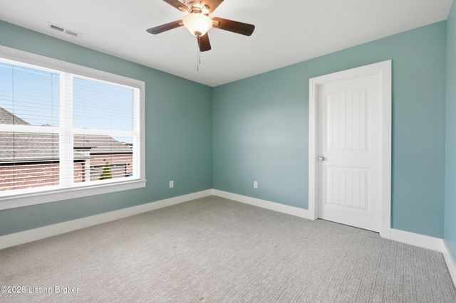 6370 Clore Ln, Crestwood, KY 40014