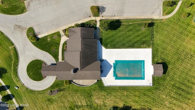 6370 Clore Ln, Crestwood, KY 40014