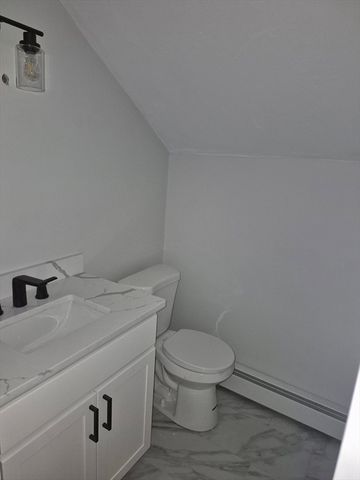 182 Main Rd, Gill, MA 01354