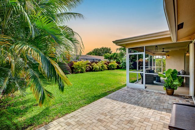 4886 Acorn Drive, Boca Raton, FL 33487