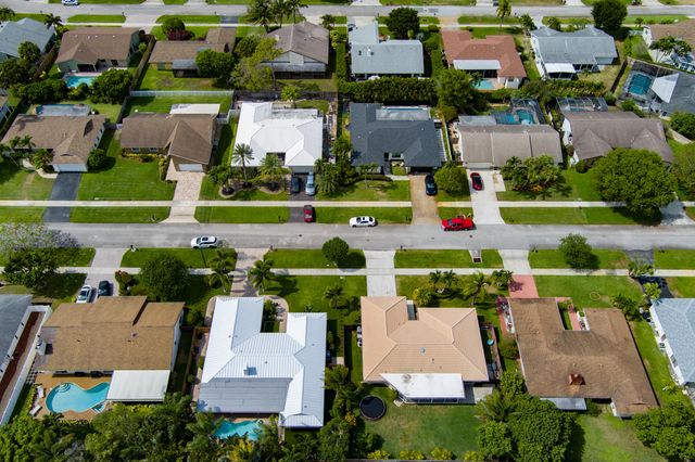 4886 Acorn Drive, Boca Raton, FL 33487