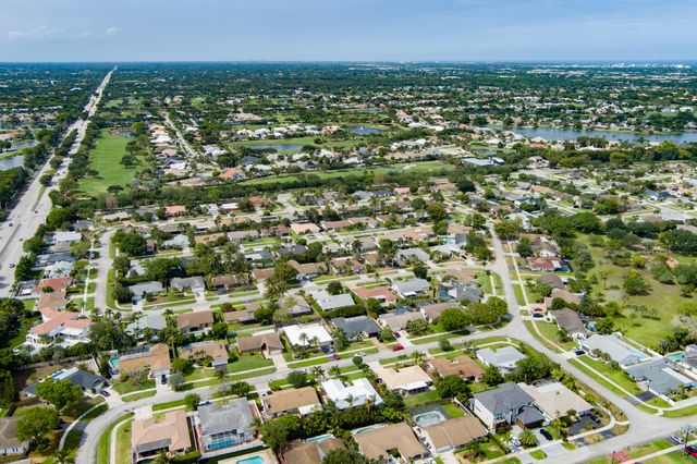 4886 Acorn Drive, Boca Raton, FL 33487