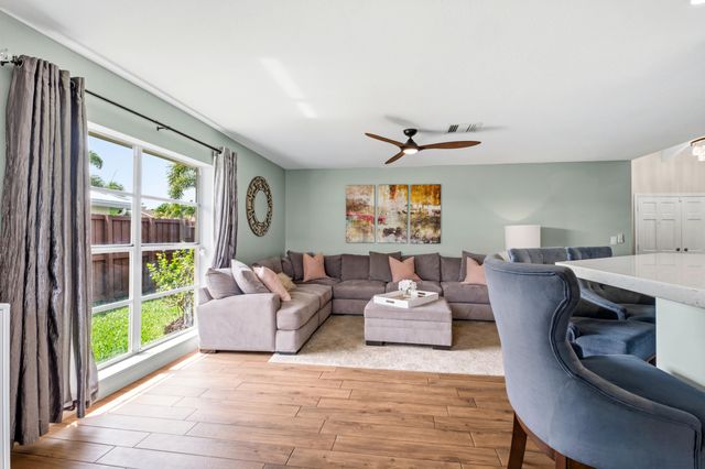 4886 Acorn Drive, Boca Raton, FL 33487