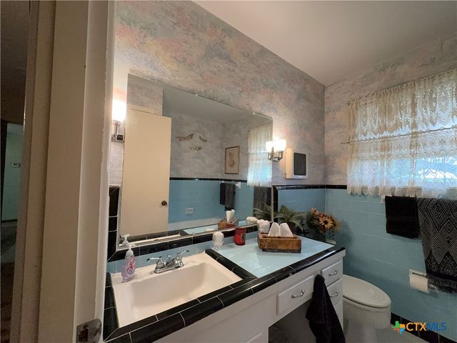 2834 State Highway 238, Port Lavaca, TX 77979