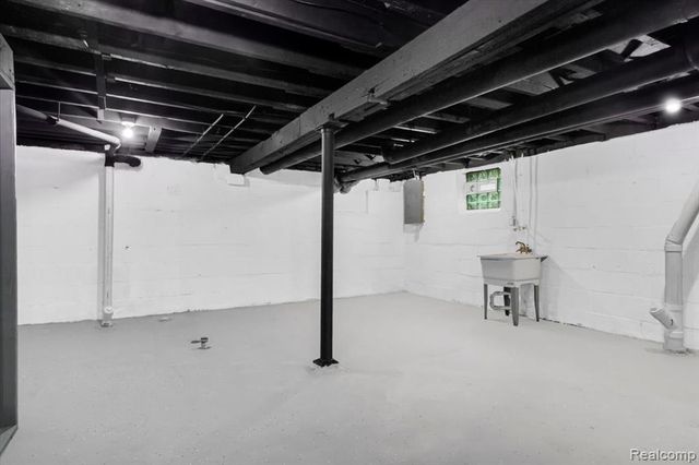 903 Burlingame Street, Detroit, MI 48202