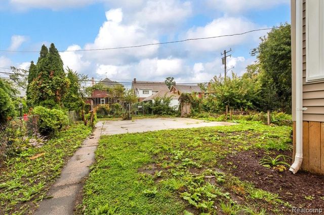 903 Burlingame Street, Detroit, MI 48202