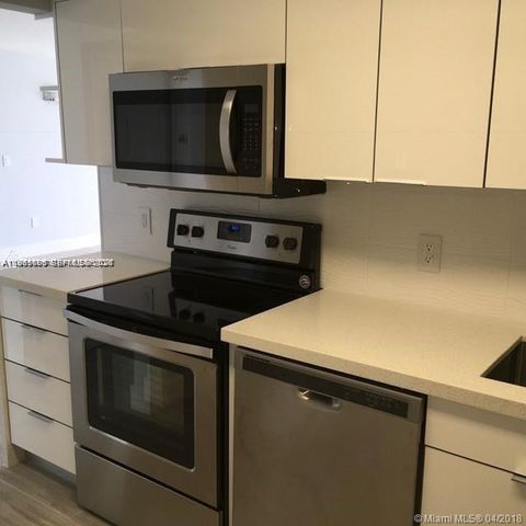 20515 E Country Club Dr 1045, Aventura, FL 33180