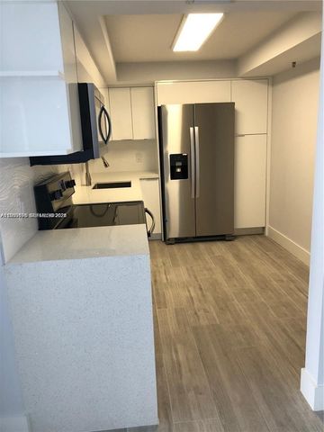 20515 E Country Club Dr 1045, Aventura, FL 33180