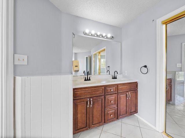 3435 Winter Oak Drive, Garland, TX 75044