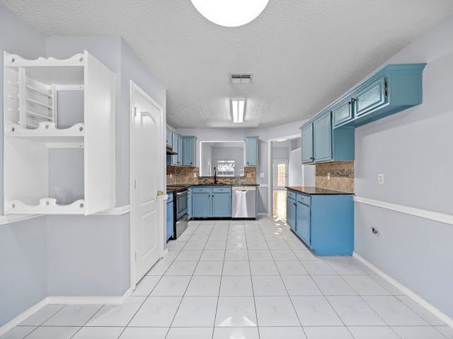 3435 Winter Oak Drive, Garland, TX 75044