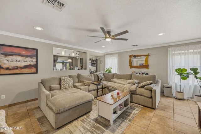 9421 S 1ST Avenue, Phoenix, AZ 85041