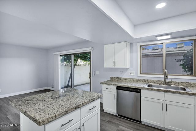 14 E HERMOSA Drive, Tempe, AZ 85282
