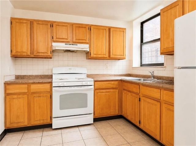 288 Sumpter Street, New York City, NY 11233