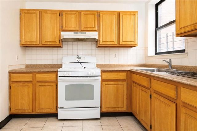 288 Sumpter Street, New York City, NY 11233