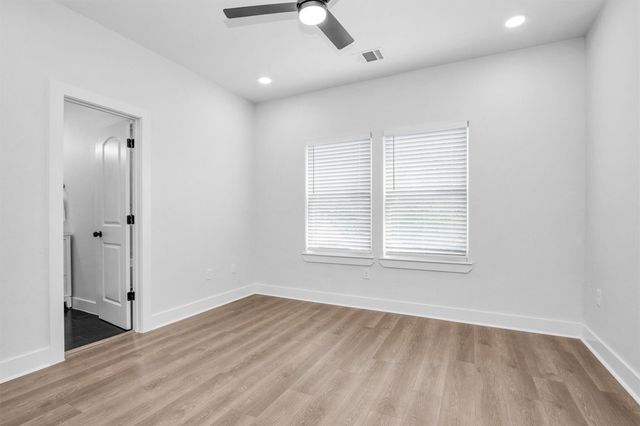 8214 Cowart Street, Houston, TX 77029