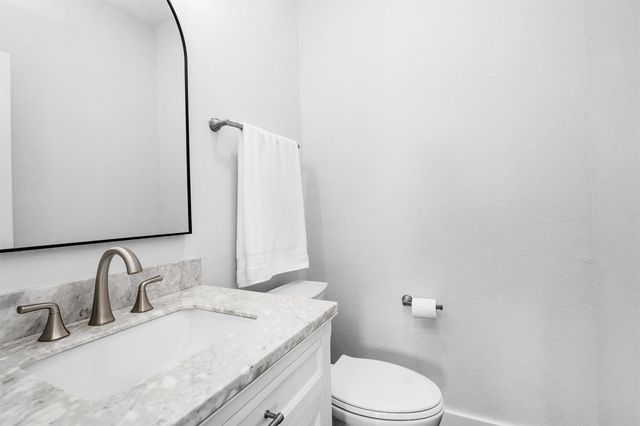 8214 Cowart Street, Houston, TX 77029