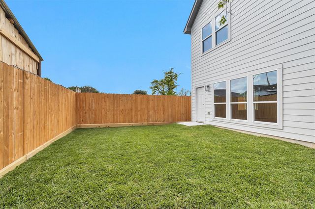 8214 Cowart Street, Houston, TX 77029