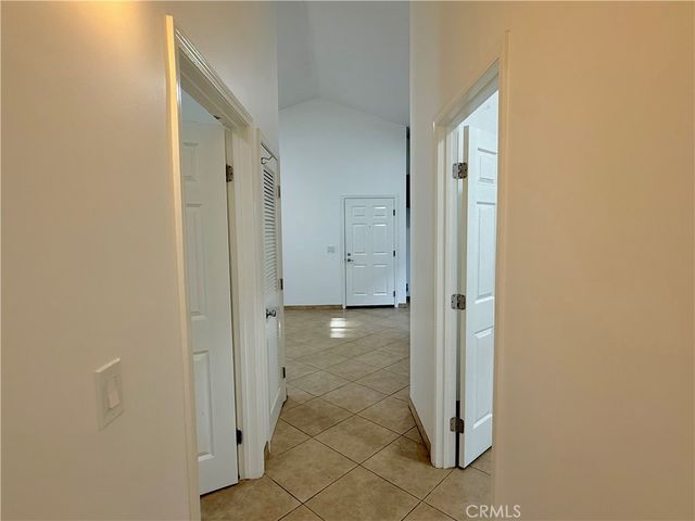 6917 Woodman Avenue 7, Van Nuys, CA 91405