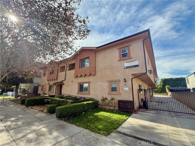 6917 Woodman Avenue 7, Van Nuys, CA 91405