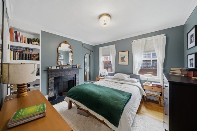 2 Lyndeboro Pl, Boston, MA 02116