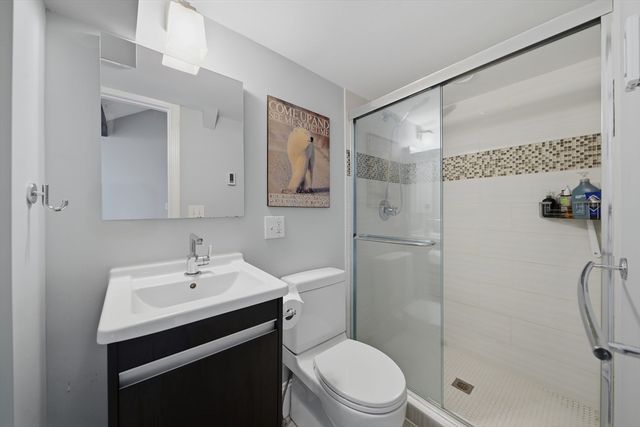 2 Lyndeboro Pl, Boston, MA 02116