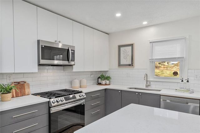 2280 1st Avenue NE, Atlanta, GA 30317