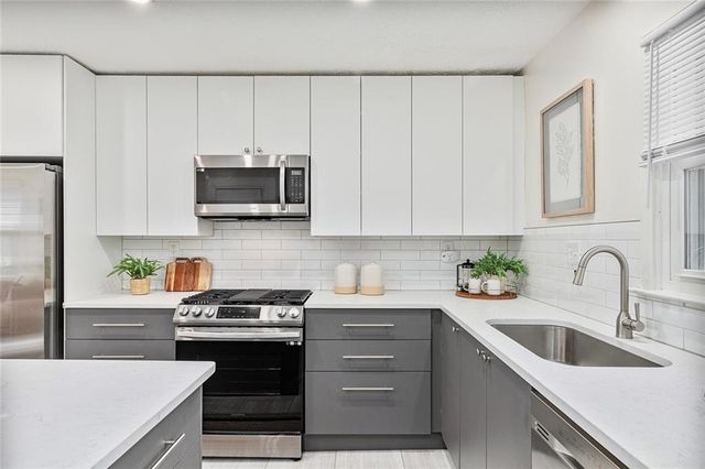 2280 1st Avenue NE, Atlanta, GA 30317