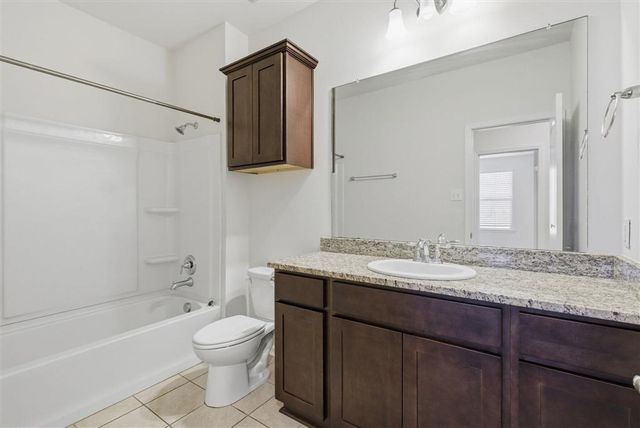 3136 Crest Lane, Lake Charles, LA 70607