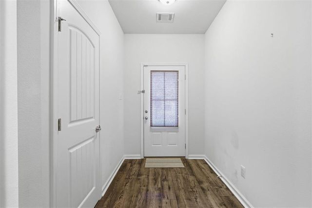 3136 Crest Lane, Lake Charles, LA 70607