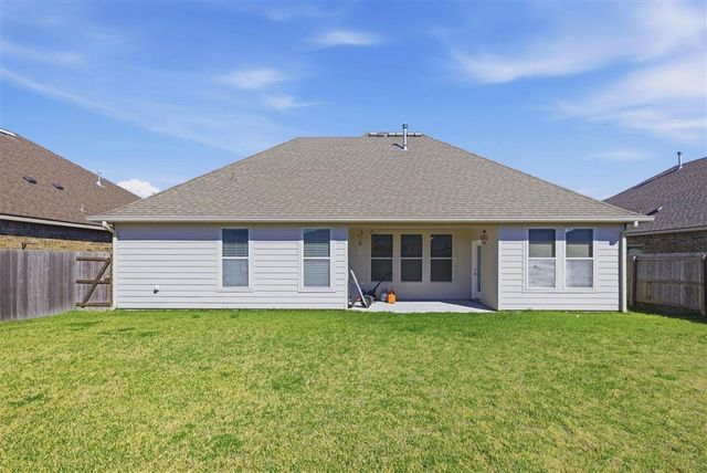 3136 Crest Lane, Lake Charles, LA 70607