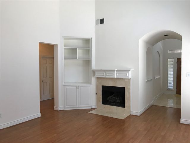 8327 Charleston Street, Irving, TX 75063