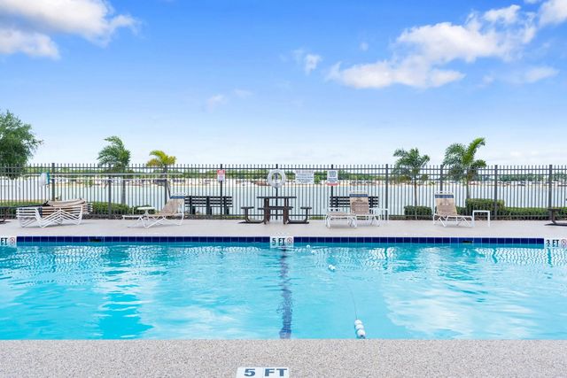 8536 FANTASIA PARK WAY, Riverview, FL 33578