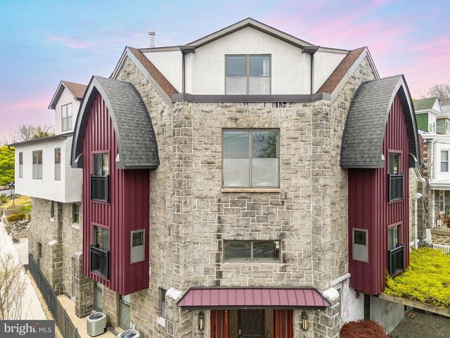 4557 MANAYUNK AVE, Philadelphia, PA 19128