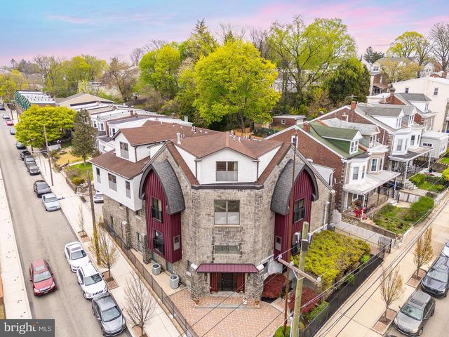 4557 MANAYUNK AVE, Philadelphia, PA 19128