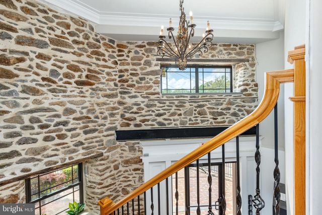 4557 MANAYUNK AVE, Philadelphia, PA 19128