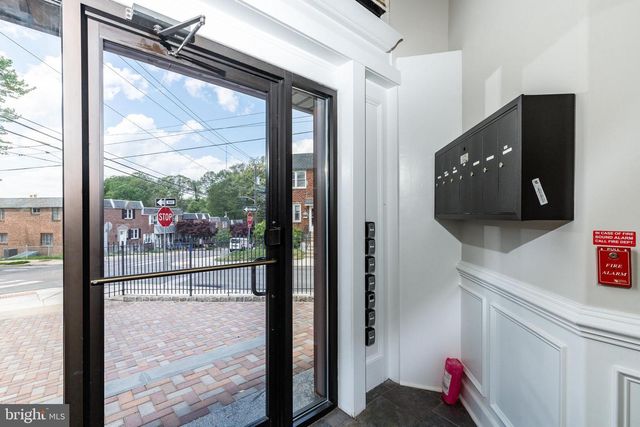 4557 MANAYUNK AVE, Philadelphia, PA 19128