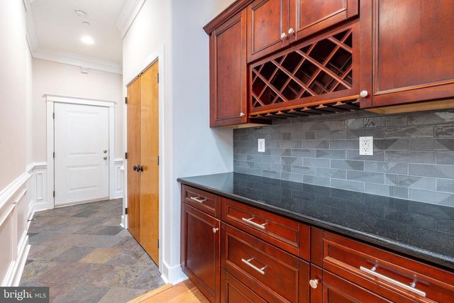 4557 MANAYUNK AVE, Philadelphia, PA 19128