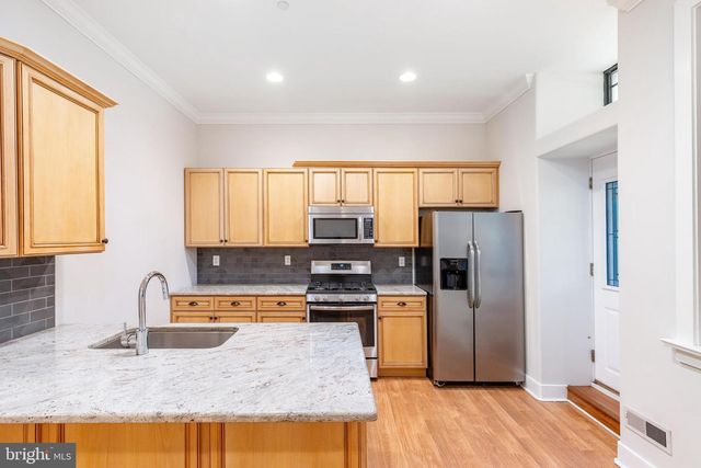 4557 MANAYUNK AVE, Philadelphia, PA 19128