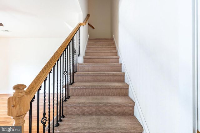 4557 MANAYUNK AVE, Philadelphia, PA 19128