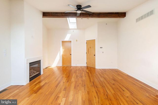 4557 MANAYUNK AVE, Philadelphia, PA 19128