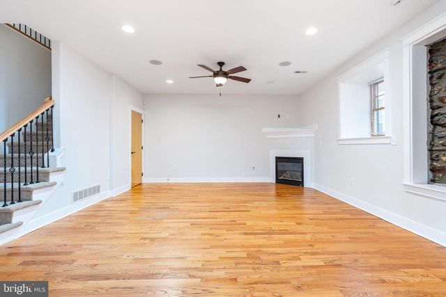 4557 MANAYUNK AVE, Philadelphia, PA 19128