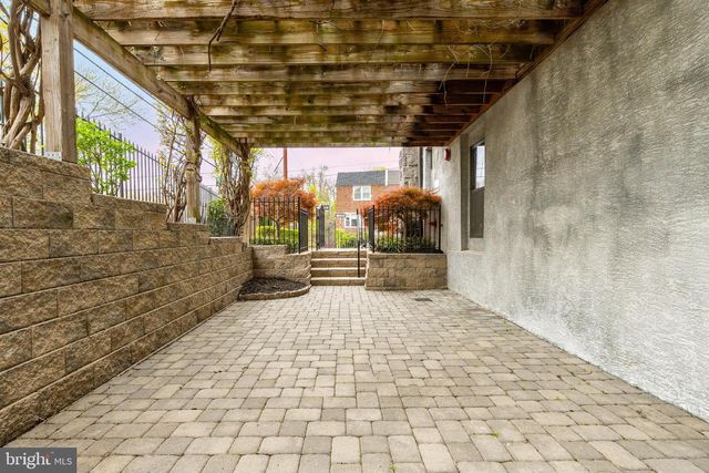 4557 MANAYUNK AVE, Philadelphia, PA 19128