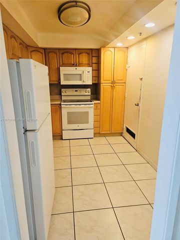 400 Kings Point Drive 1624, Sunny Isles Beach, FL 33160